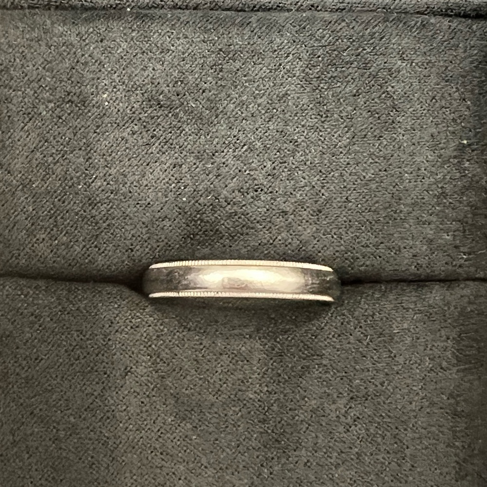 Men’s Tiffany&Co. PT950 Wedding Band Size 10